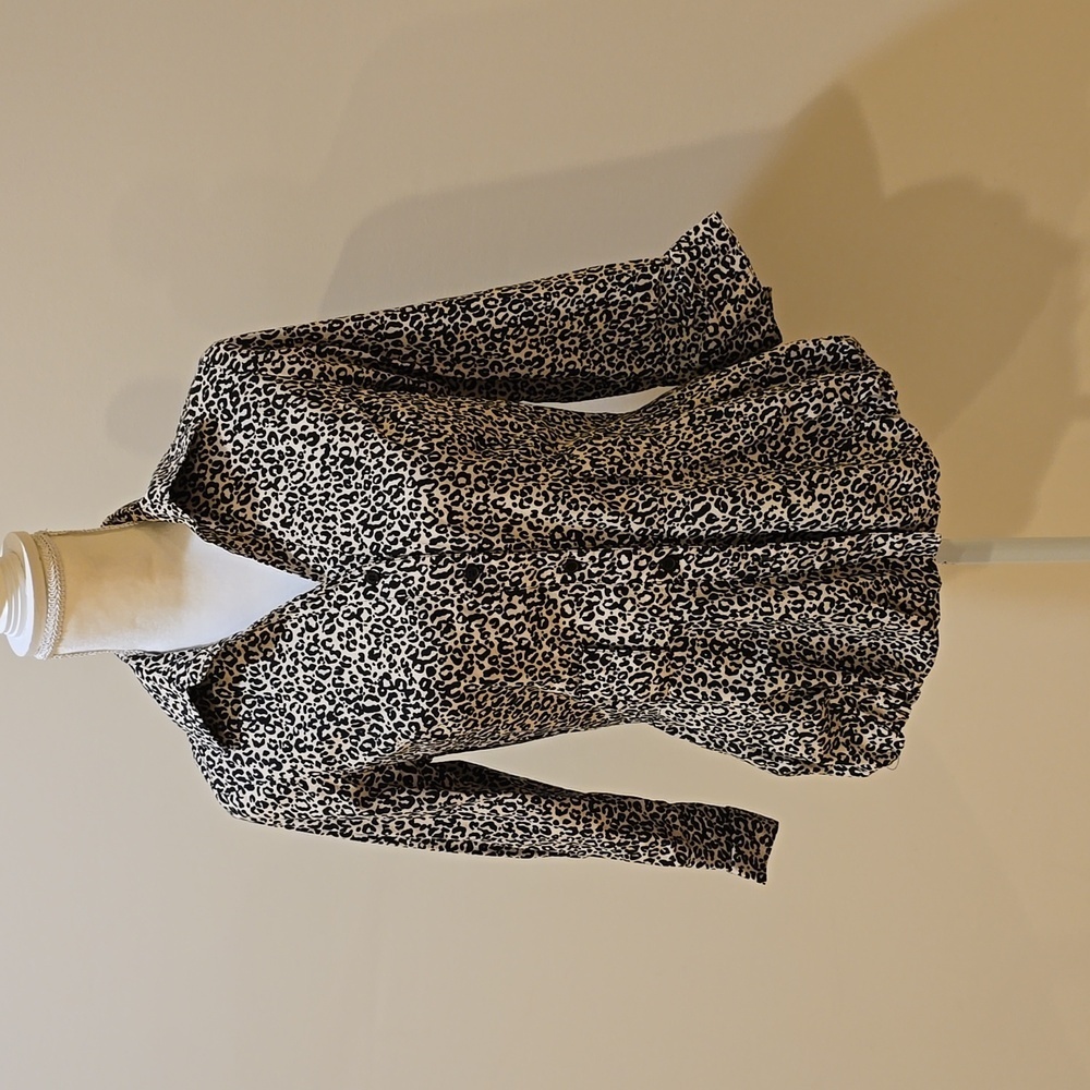 harve benard top. Size S
